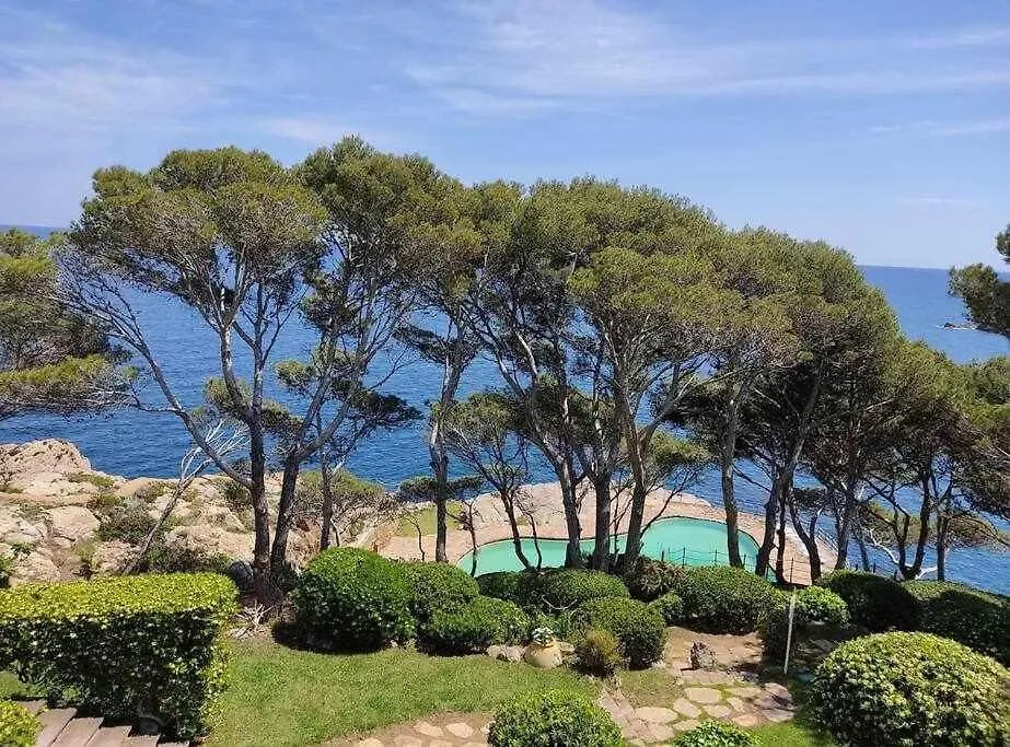 Apartment Holiday Duplex Cap Sa Sal At The Edge Of The Sea Begur