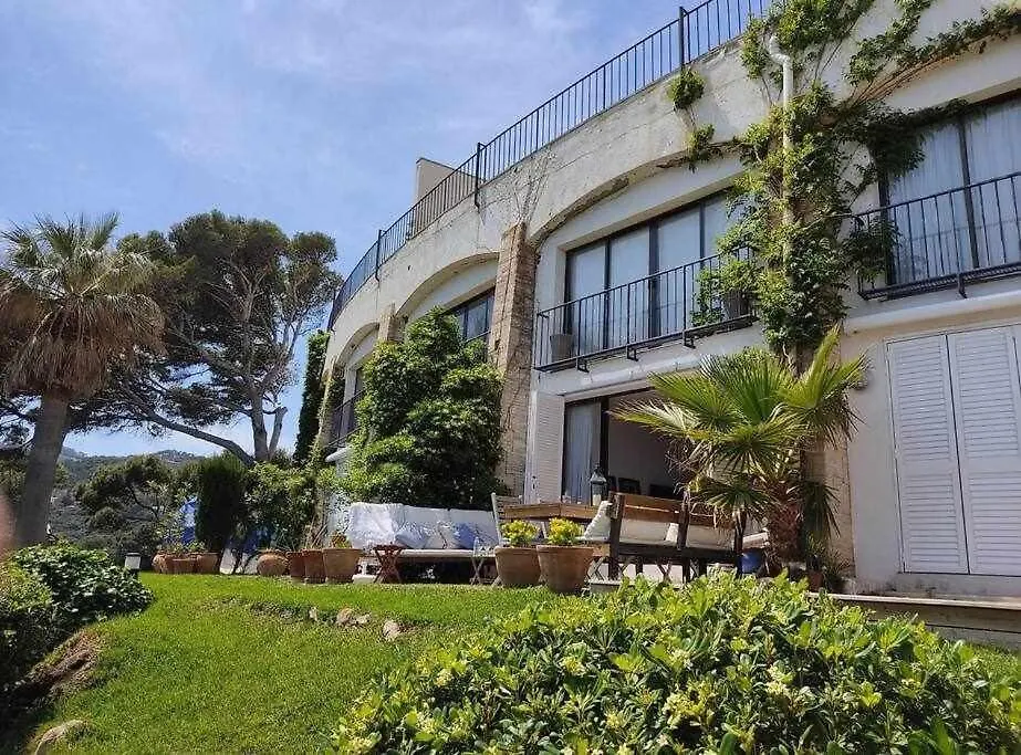 Apartment Holiday Duplex Cap Sa Sal At The Edge Of The Sea Begur Spain